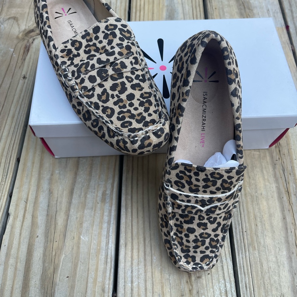 Isaac Mizrahi Faux Suede Women
Leopard 8-1/2 Medium